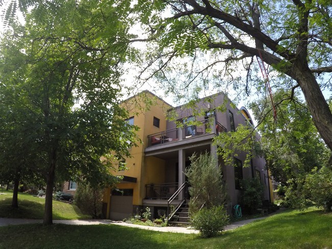 Building Photo - 4732 Grand Ave S