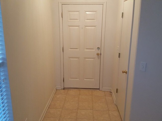 Building Photo - 338 Van Gogh Cir