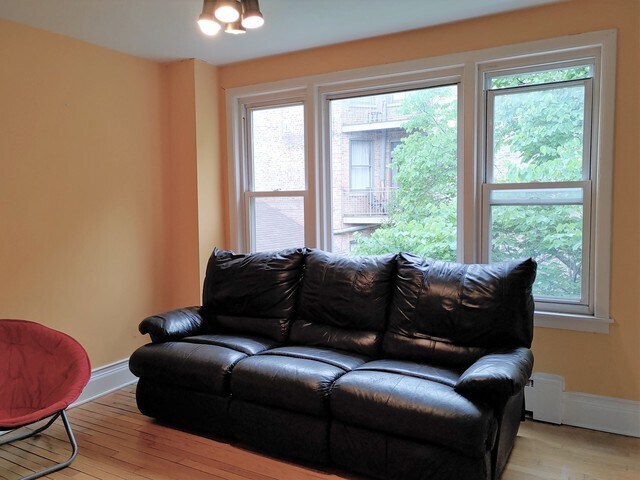 Building Photo - 1052 N Milwaukee Ave