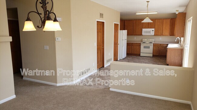 Foto del edificio - 4681 Tetman Ln