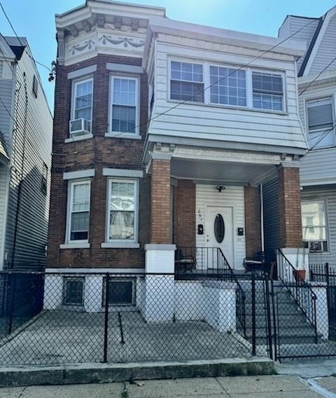 Building Photo - 231 Bayview Ave