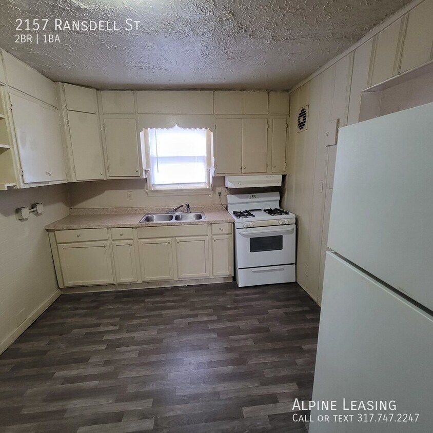 Building Photo - Near Southside 2BR House ready to RENT!