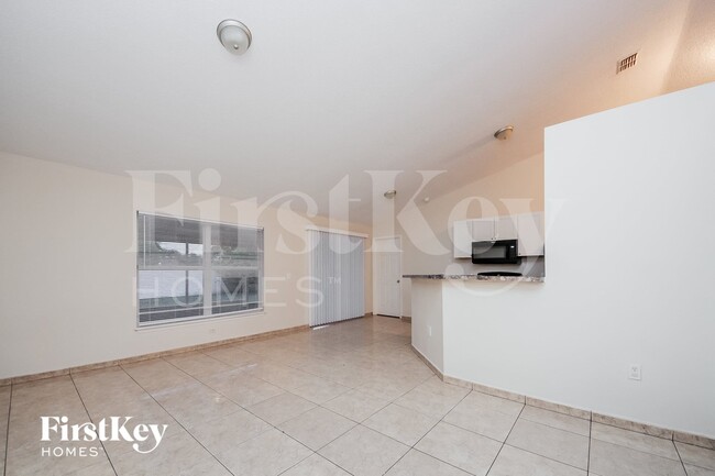 Foto del edificio - 1307 Dover Dr