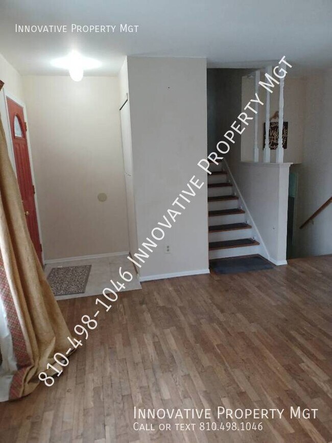 Foto del edificio - Tri-level Home in Swartz Creek! Schedule a...