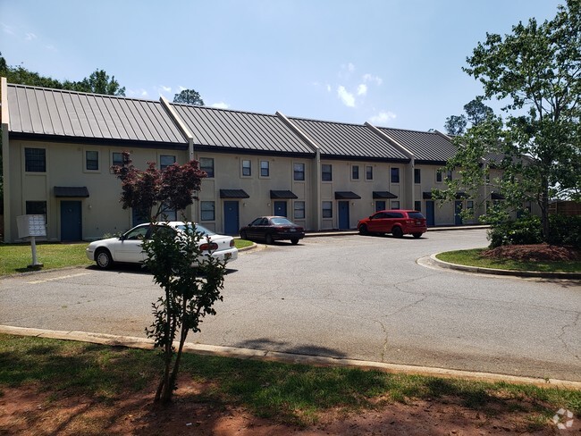 Building Photo - 706 Mason Terrace