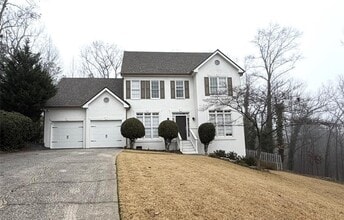 Building Photo - 4865 Chesterfield Ct