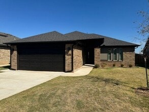 Building Photo - 3204 Gunnison River Dr