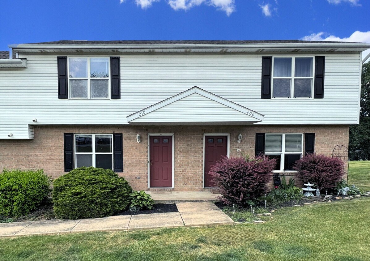 210 Craigdan Dr, Dallastown, PA 17313 House Rental in Dallastown, PA