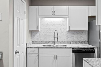 Interior Photo - Skyland Pointe