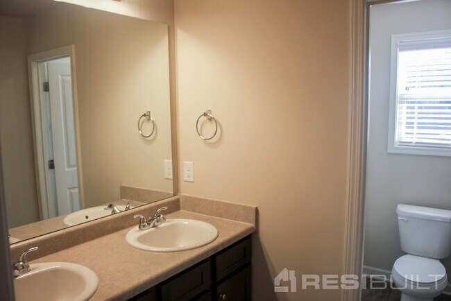 Building Photo - 351 Dublin Way