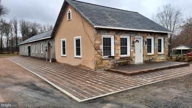 Building Photo - 7459 John Marshall Hwy