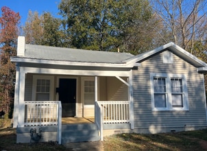 Building Photo - 7020 3rd Ave S