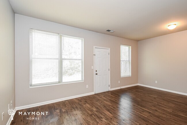 Foto del edificio - 3263 Pennington Dr