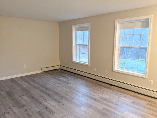 Foto del edificio - 623B River Rd