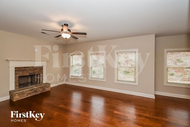 Building Photo - 130 Village Park Dr