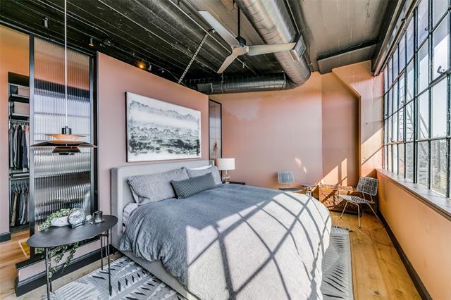 Foto del edificio - 2220 Canton St