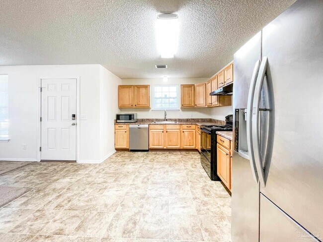 Foto del edificio - 8921 Camshire Cir