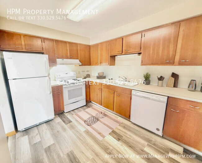 Foto del edificio - 7155 Starcliff Ave NW