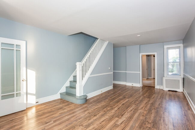 Building Photo - 3030 Tulip St