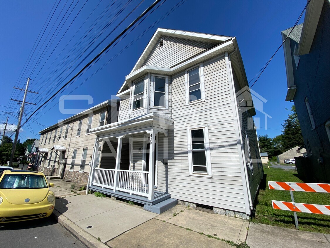 Primary Photo - 429 S 2nd St