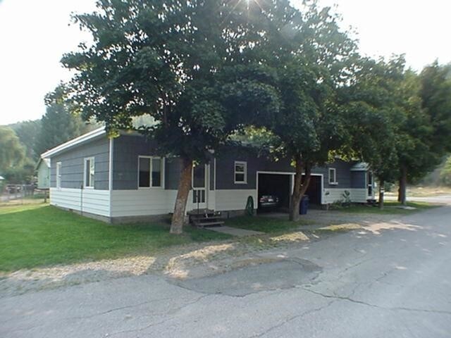 Building Photo - 209 B St