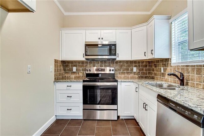 Foto del edificio - 960 N Grand Ave NW