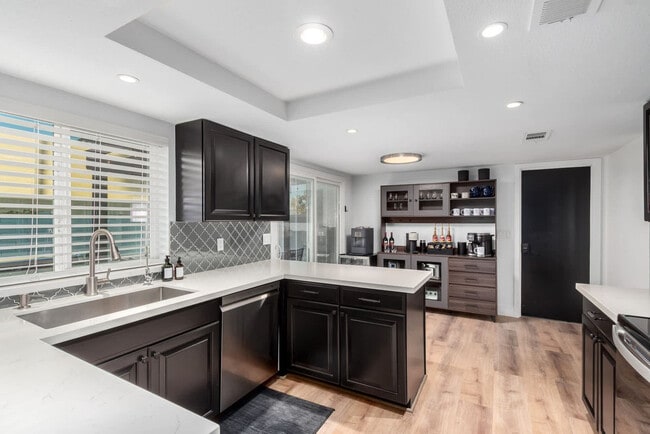 Building Photo - 7730 E Buena Terra Way