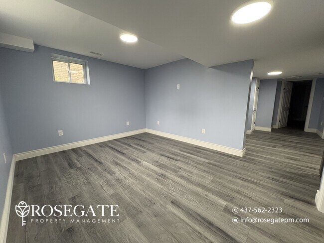 Photo du bâtiment - All-Inclusive 2-Bedroom Basement Apartment with Walk-In Closet – Welland