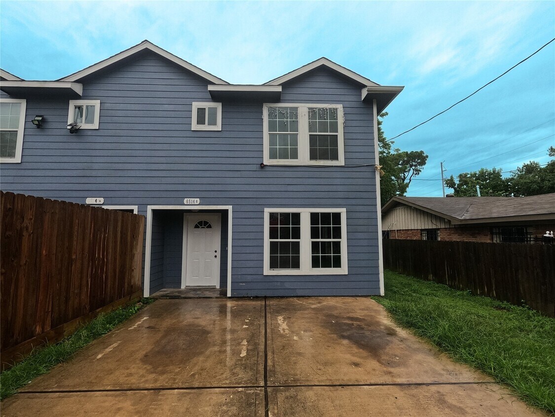 Foto principal - 107 Culmore Dr