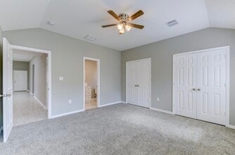 Building Photo - 5824 Glen Lee Dr