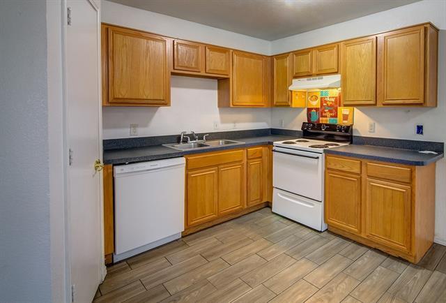 Building Photo - 508 Kings Way Dr