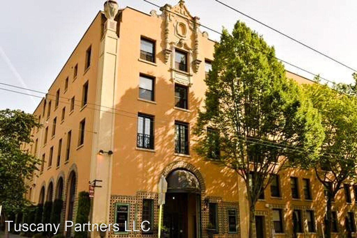 Foto principal - 1215 Seneca St