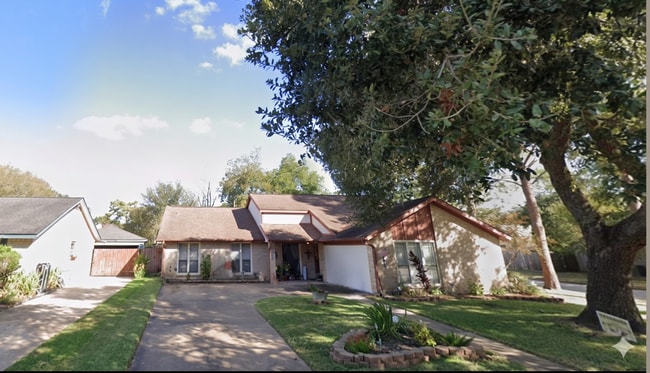 Building Photo - 21702 Park York Dr