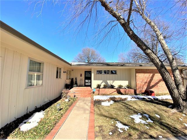 Building Photo - 5614 Coe Dr