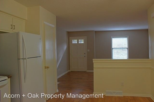 Building Photo - 2 br, 1 bath House - 6116 Deerwood Place