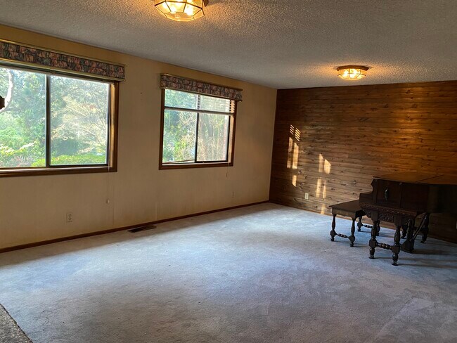 Foto del edificio - 3144 NW Kent St