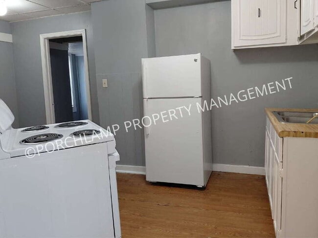 Foto del edificio - 463 Catawba Ave
