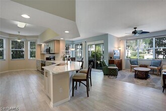 Building Photo - 9030 Las Maderas Dr