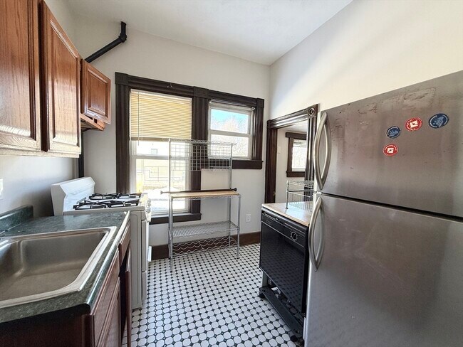 Foto del edificio - 112 Allston St