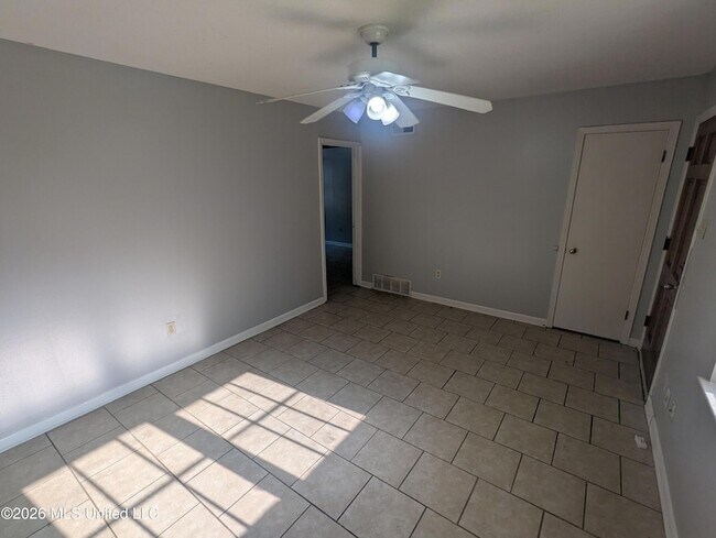 Foto del edificio - 8415 Dottley Dr