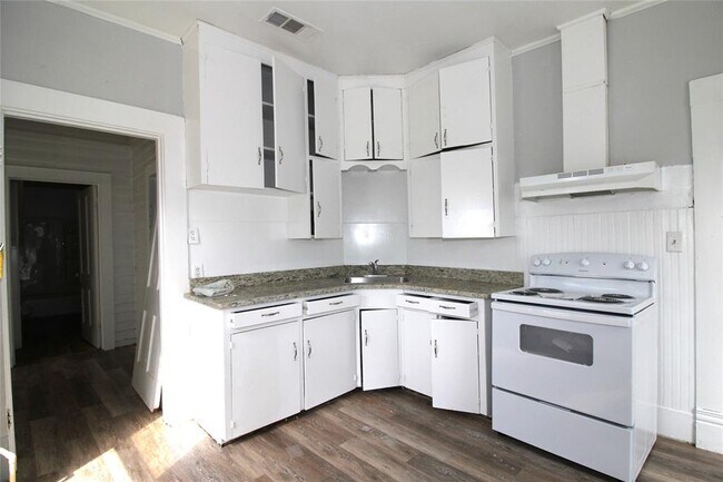 Foto del edificio - 513 W Caney St