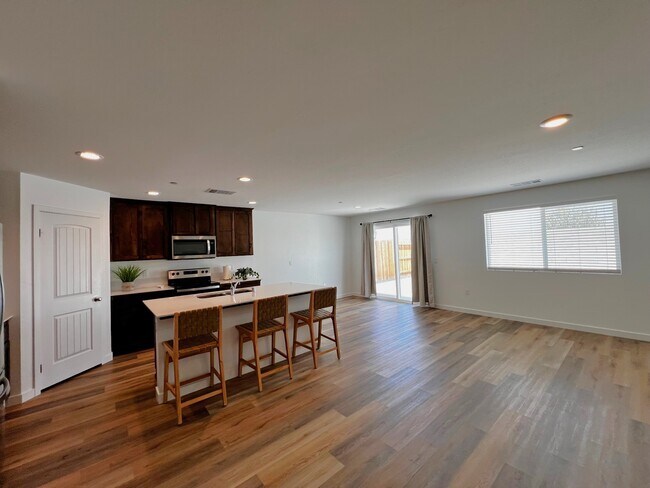 Building Photo - 7409 Millers Pt Ln