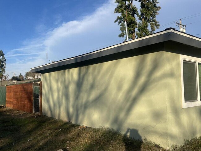 Building Photo - 785 S Farmersville Blvd