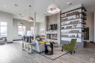 Interior Photo - SilverLake