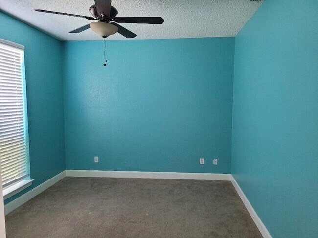 Building Photo - 4902 Landrun Ln