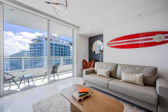 Building Photo - 1080 Brickell Ave