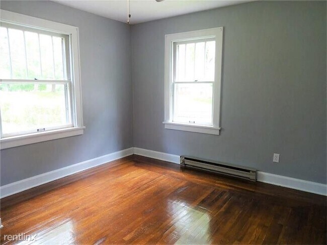Building Photo - 3 br, 1 bath House - 4571 Marr Road