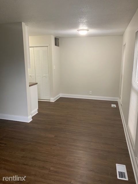 Building Photo - 2 br, 1 bath Condo - 3326 Lupine Drive