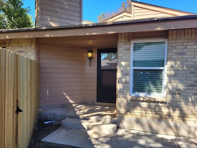 Building Photo - 11843 Burning Bnd St