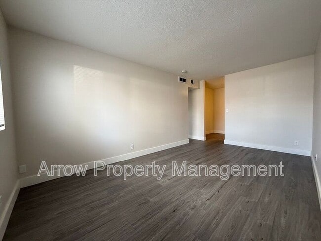 Building Photo - 1315 F St